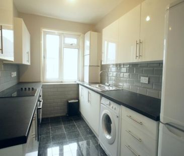 2 Bedroom Maisonette To Let - Photo 2