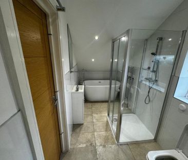 1 bedroom in a house share to rent - Photo 5