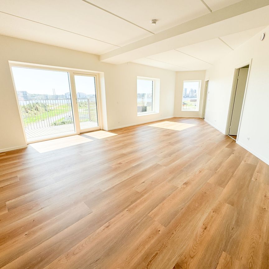 Unik 3-værelses lejlighed med fjordudsigt og stor altan - Photo 1