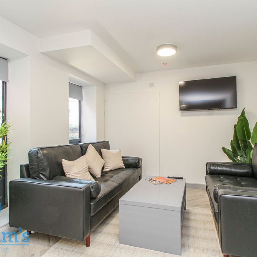 1 bed Shared Flat for Rent - Photo 1