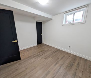 Fully Detached 6 Bedroom Home in Thorold! - Photo 5