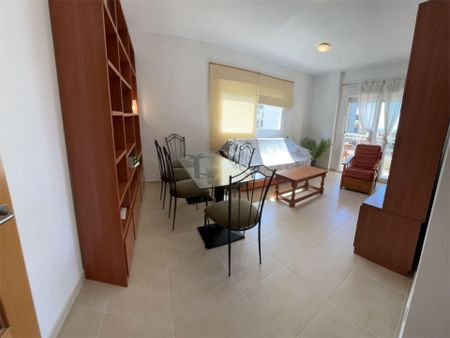 Piso de alquiler en Carrer Oscar Espla, 17, Zona Pueblo - Photo 2