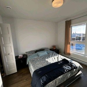 3 1/2 meublé à louer - Photo 2