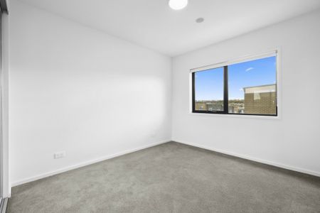 Spacious townhouse! - Photo 2