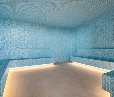 Unfurnished 1 Bedroom Unit with Panoramic Views - Photo 2