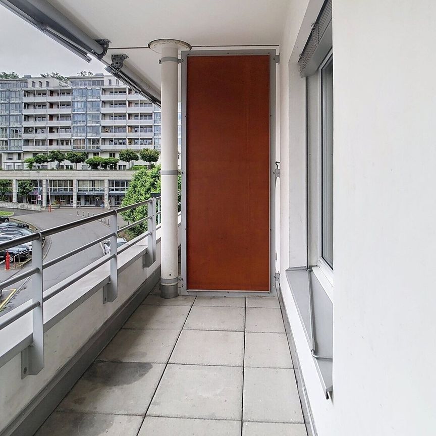 SPACIEUX logement de 3.5 PIÈCES AU COEUR DE LA VILLE ! - Photo 1