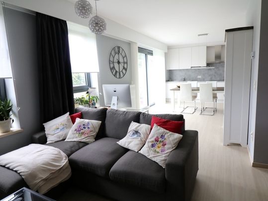 Modern 1 slaapkamer appartement met terras en staanplaats - Photo 1