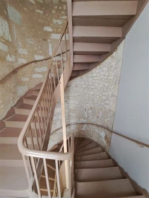 Location appartement 1 pièce - 20.08m² à Saintes (17100) - Photo 1