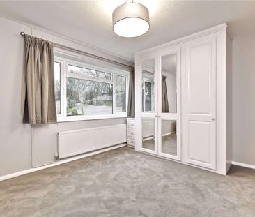 A detached country home in one of Surrey's most sought after villages - Photo 3