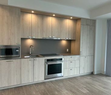 For Lease - 10 Inn on the Park Drive Unit# 904, Toronto, Ontario - Photo 1