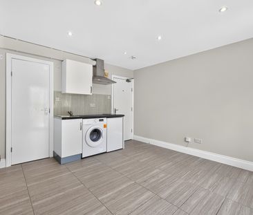 Craven Park Road, London, N15 6AE - Photo 6