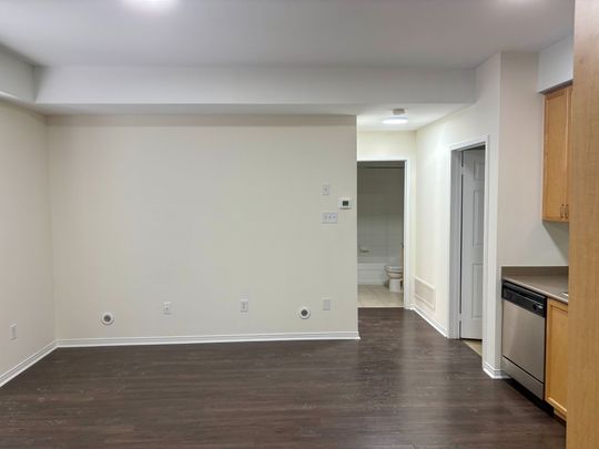 For Lease - 5035 Oscar Peterson Boulevard Unit# 44, Mississauga, Ontario - Photo 1