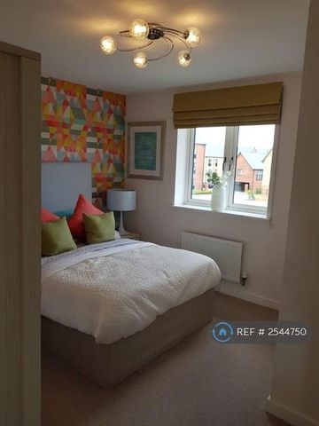 3 bedroom detached house to rent - Photo 4