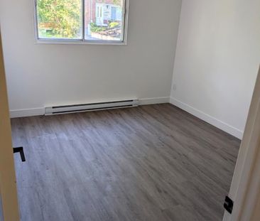 Superbe 5 1/2 à Mercier-Hochelaga-Maisonneuve | PROMO: 200$ de raba... - Photo 5