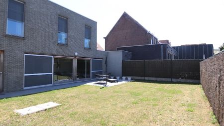 Recente 3-slaapkamerwoning met garage en tuin te huur in Izegem - Foto 5