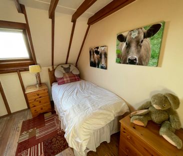 Ystrad Fach Farm, Kidwelly, SA17 - Photo 1