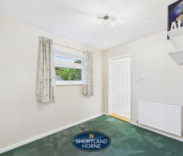 2 bedroom detached bungalow to rent - Photo 3