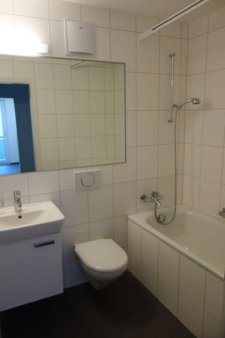 2 Zimmer, 57 m², 3. Stock - Foto 2