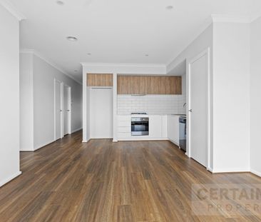 49 Penstone Crescent, Lara, Vic 3212 - Photo 6
