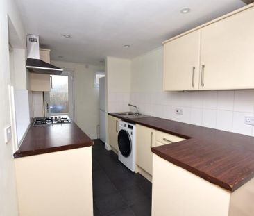 2 bedroom terraced house to rent - Photo 5