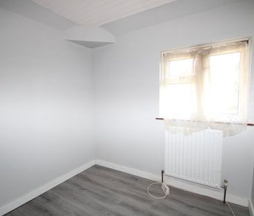 Rowdown Crescent, Croydon, CR0 0HQ, Property for rent - Photo 2