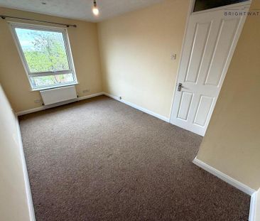 3 bedroom end of terrace house to rent - Photo 3