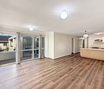 9/404 The Esplanade, - Photo 2