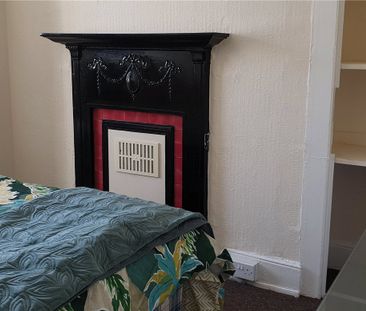 4 bedroom apartment to rent - Photo 6