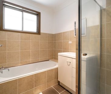 LOCATION, LOCATION, LOCATION !!! - Photo 6