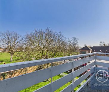 2 bedroom penthouse to rent - Photo 6