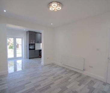 3 bedroom bungalow to rent - Photo 1