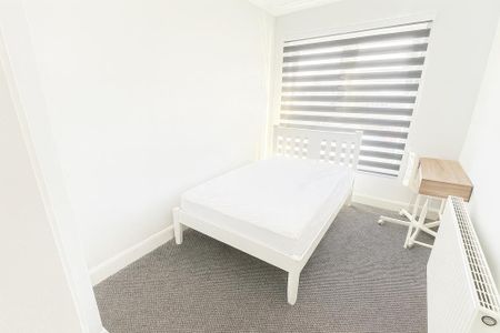 4 bedroom house to rent - Photo 2