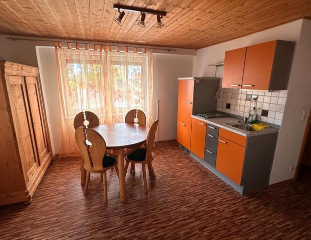 2 Zi Wohnung , teilmöbliert in Oberdorf 430 euro - Foto 1