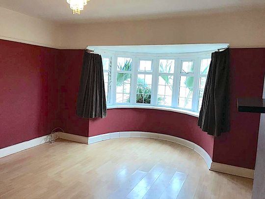 Chichester Avenue, Hayling Island, Havant PO11 9EZ - Photo 1