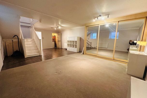 Old Christchurch Road - Photo 1