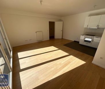 Location Appartement 3 pièces 77m² RUEIL MALMAISON 92500 - Photo 2