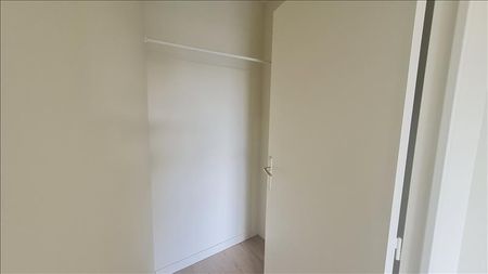 1 pièce - 33,8 m² - 1er étage - Colocation non autorisée - Photo 2