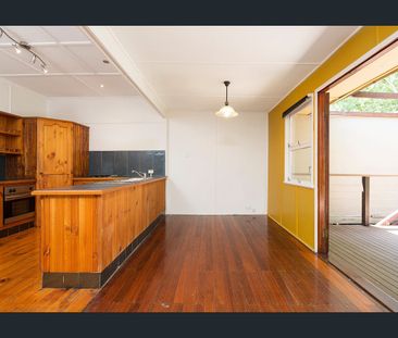 Charming Ashgrove House with Elevated Deck & Leafy Bushland Outlook! - Photo 5