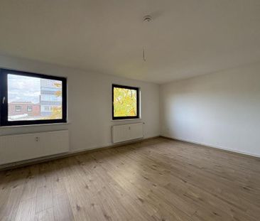 3-Zimmer-Wohnung in Bremerhaven mit Balkon - Photo 1