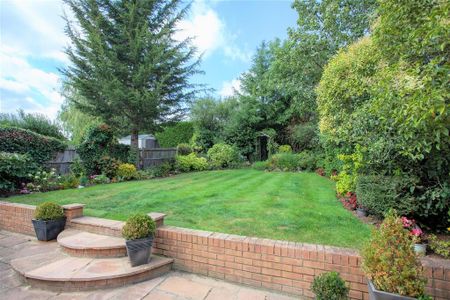 3 bedroom detached house to rent - Photo 3