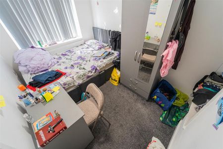 4 bedroom house to rent - Photo 3