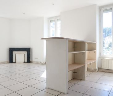 Location Appartement 2 pièces 46m² ST ETIENNE 42000 - Photo 6