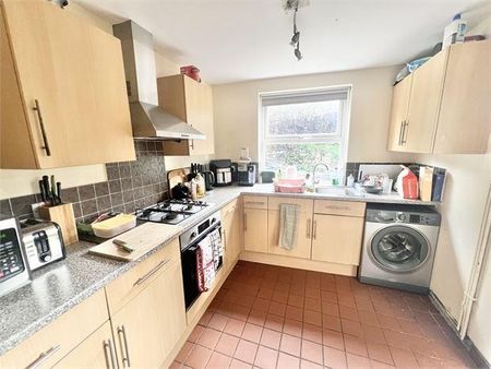 2 bedroom house share to rent - Photo 2