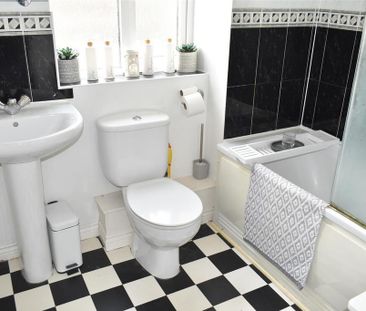 3 bedroom semi-detached house to rent - Photo 6