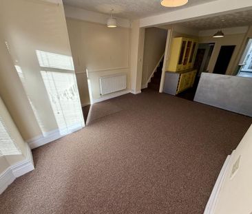 2 bedroom house to rent - Photo 1