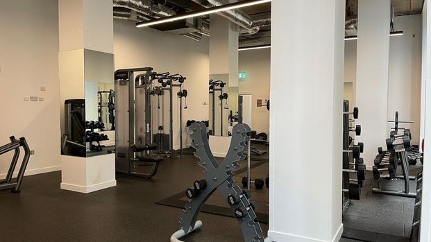 Studio to rent - Photo 1