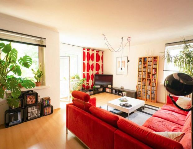 Möblierte 3-Zimmer-Wohnung mit Süd Balkon nahe KaDeWe - Foto 1