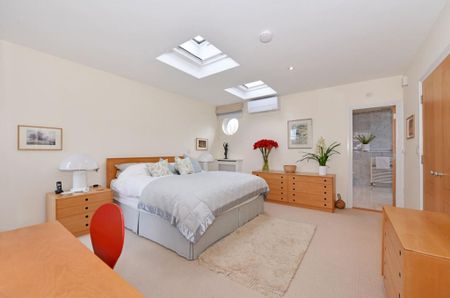 3 bedroom penthouse to rent - Photo 2