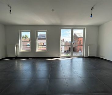 Appartement te huur - Photo 1