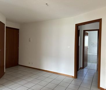 Joli appartement de 4 1/2 pièces dans un quartier verdoyant - Photo 6